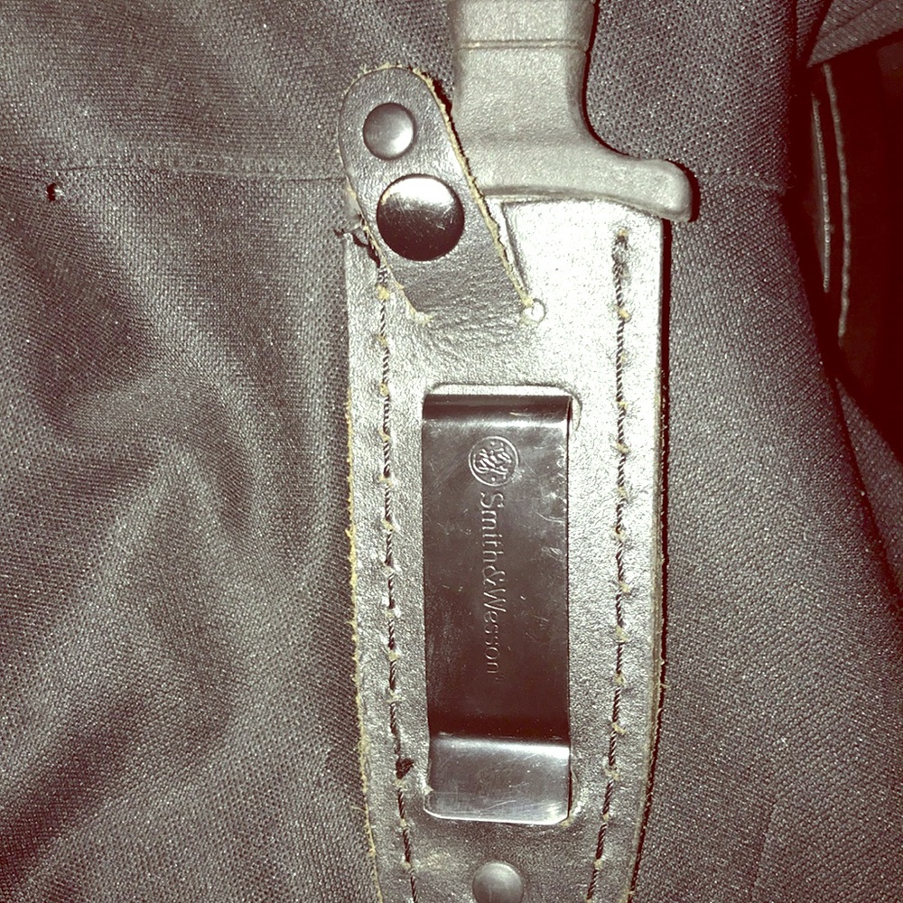 Smith and Wesson knife